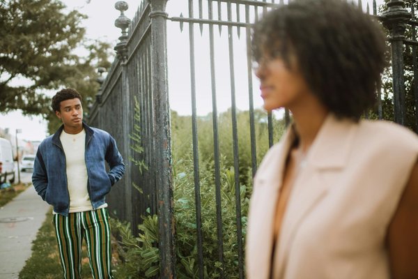 Les secrets pour allier chaleur et style cet automne