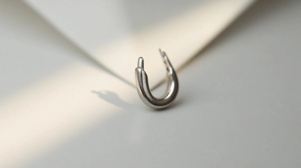 Piercing oreille en acier 316l : confort et style réunis